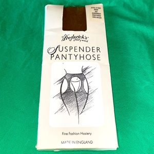 COPY - Fredericks Of Hollywood Back Seam Suspender Pantyhose Black M/T.